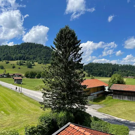 Apartment Geraeumiges Domizil Mit Bergblick Und Sauna Oberwoessen