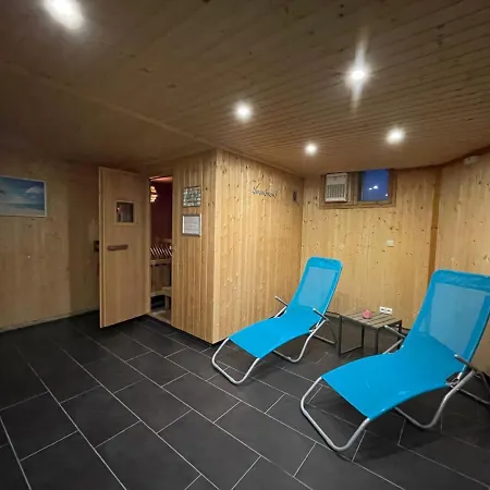 Geraeumiges Domizil Mit Bergblick Und Sauna